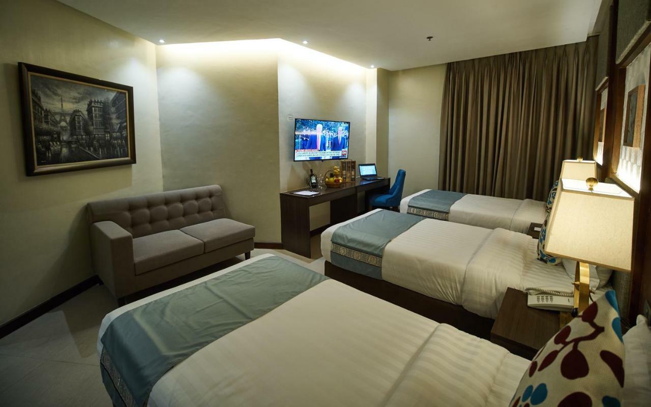 J7 Plaza Hotel Iloilo City Luaran gambar